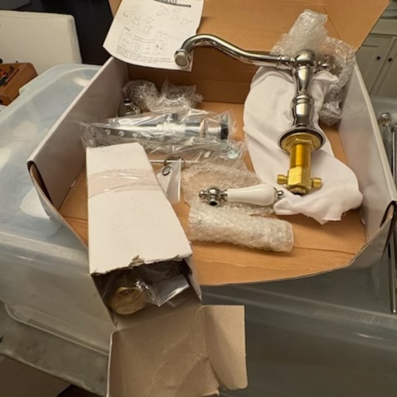 Kingston Brass polished nickel bathroom faucet wide spread - Picture 6 of 11